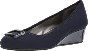 Bandolino Women's Tad Pump