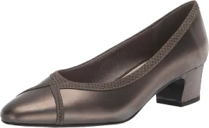 Easy Street Women's Myrtle Pump