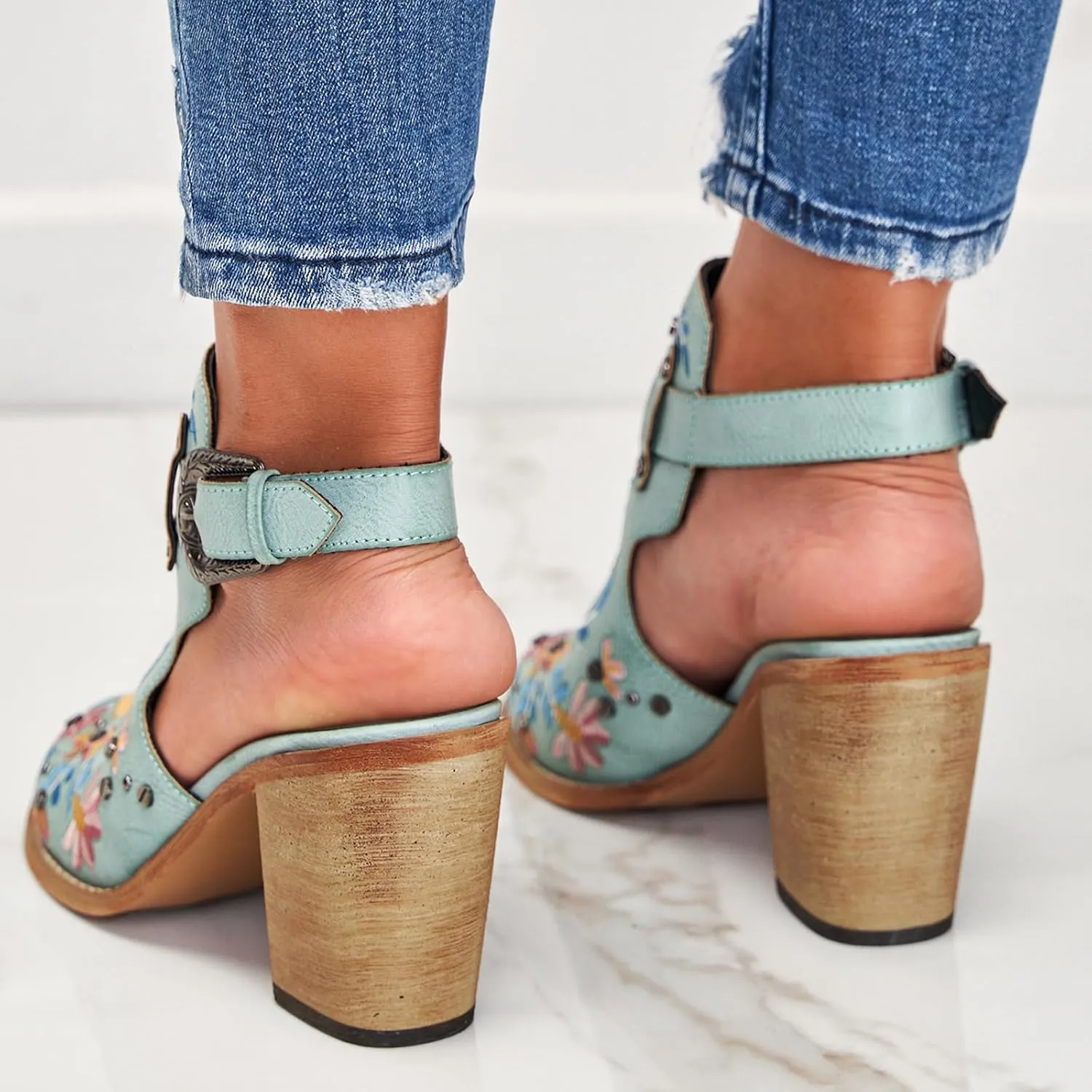 KCTRFSJ Women's Embroidered Floral Closed Chunky High Heeled Sandals with Ankle Strap,Vintage Rivet Platform Slingback Block Heeled Mules,Fashion Dress Wedding Ball Party Pumps Shoes